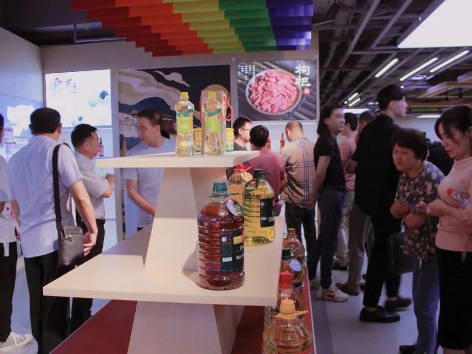 精品久久久久久无码人妻