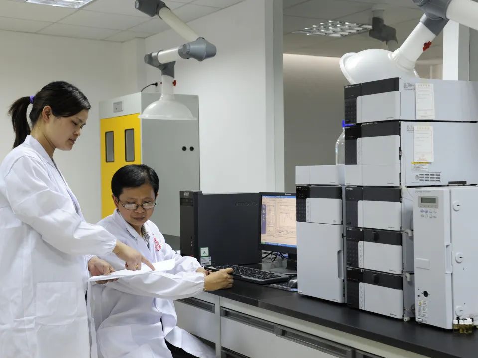 精品久久久久久无码人妻