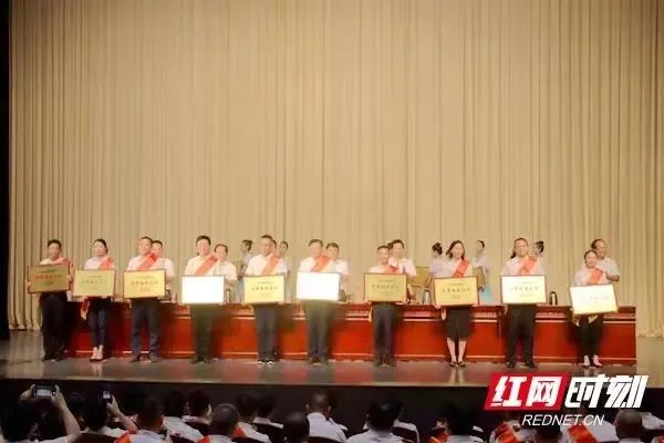 精品久久久久久无码人妻