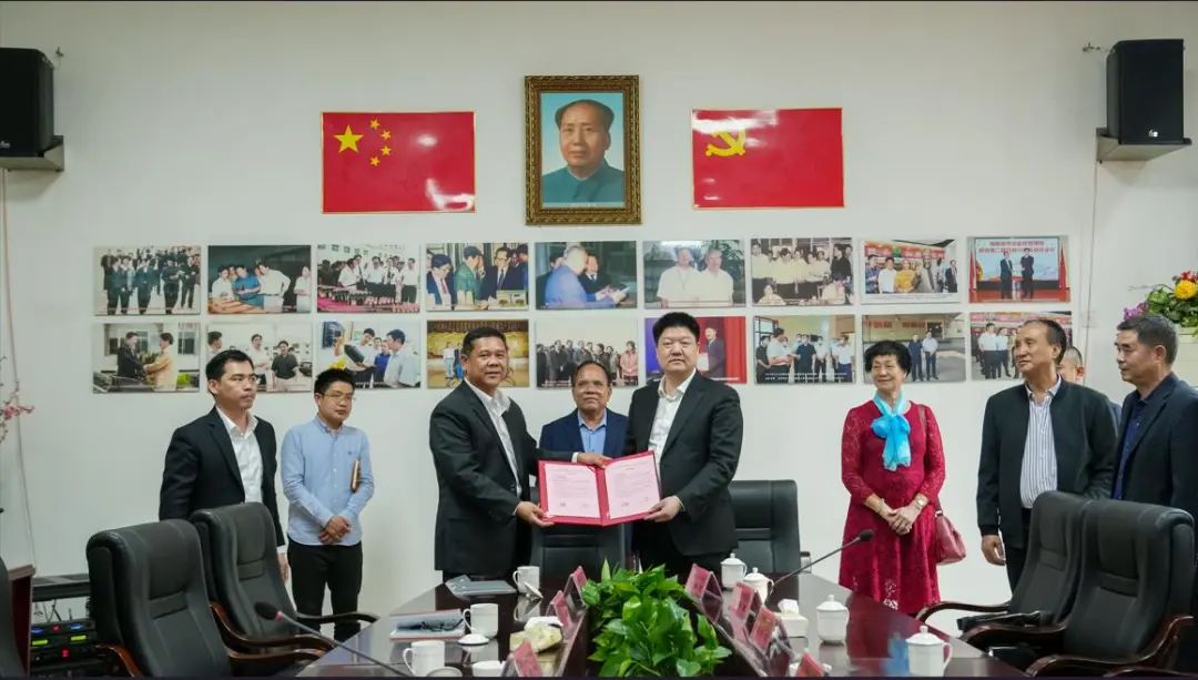 精品久久久久久无码人妻