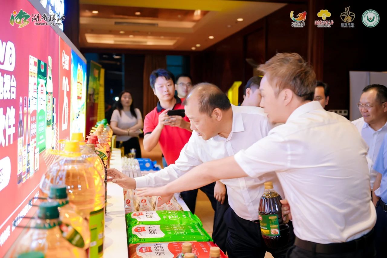 精品久久久久久无码人妻