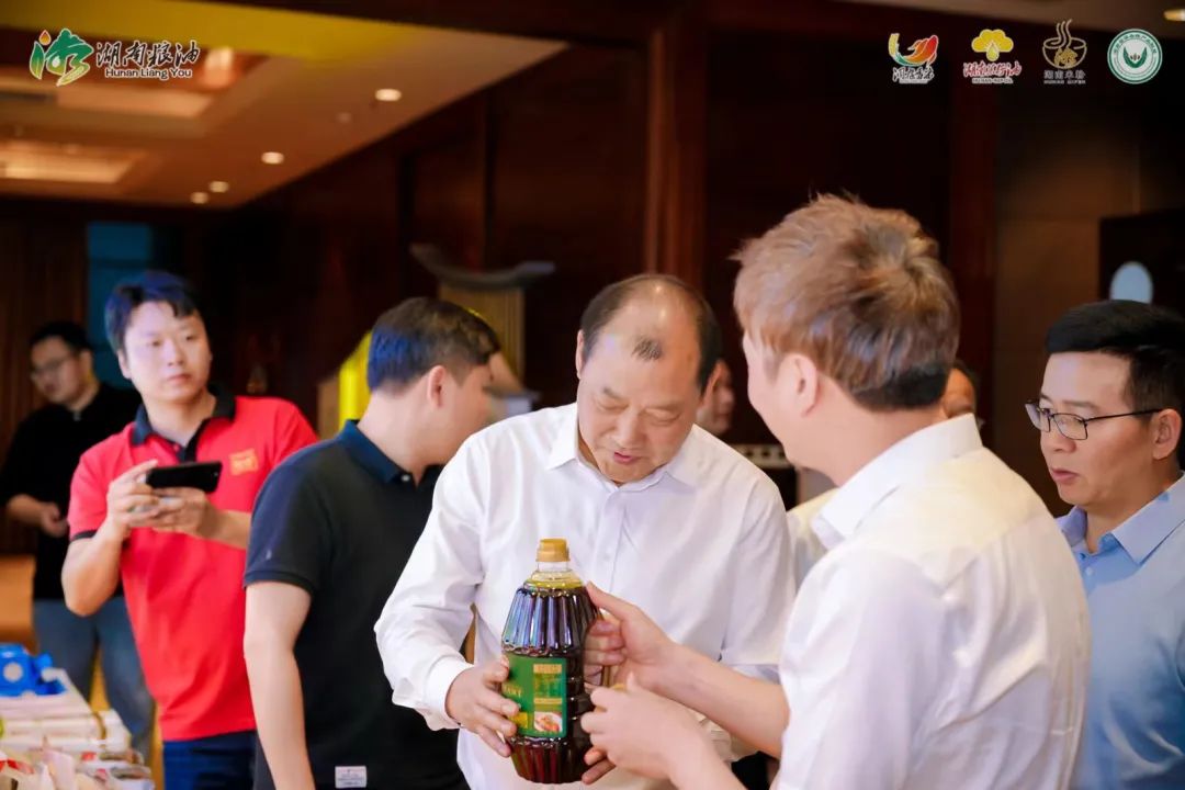 精品久久久久久无码人妻