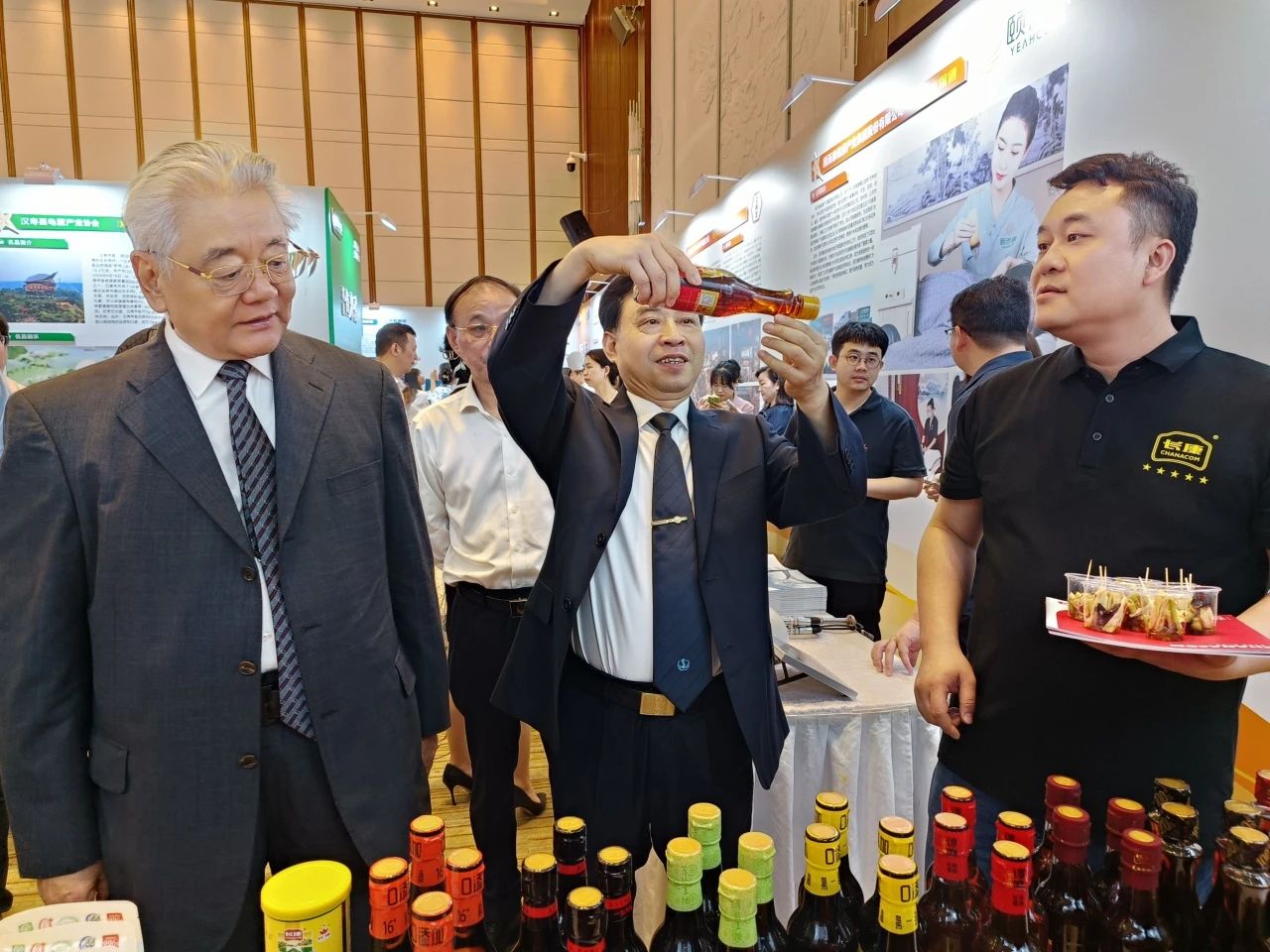 精品久久久久久无码人妻