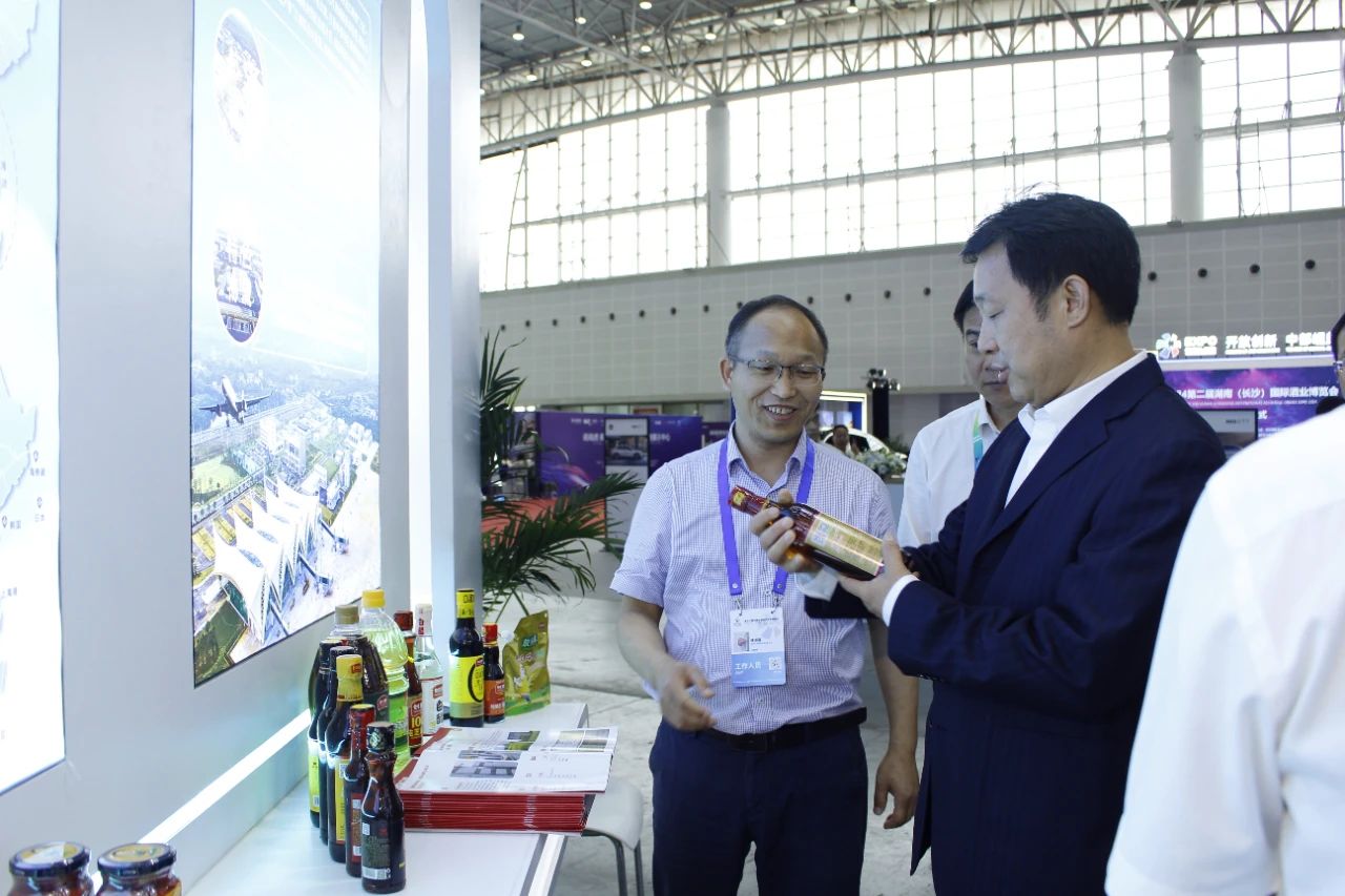 精品久久久久久无码人妻