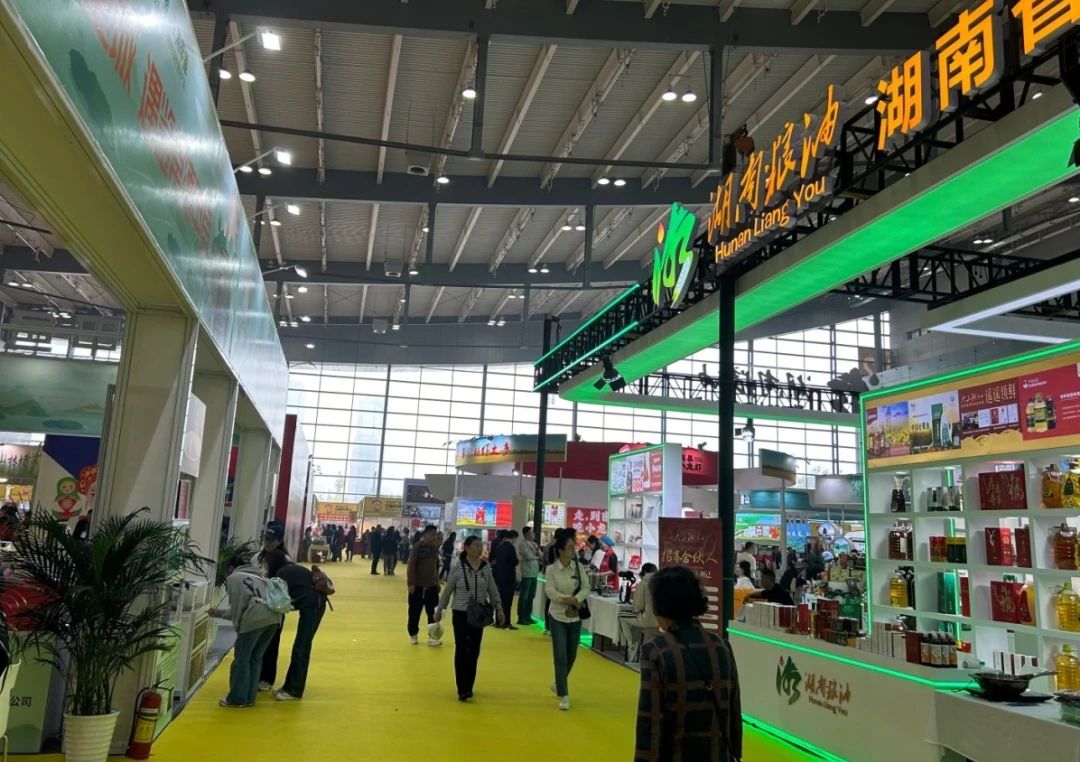 精品久久久久久无码人妻