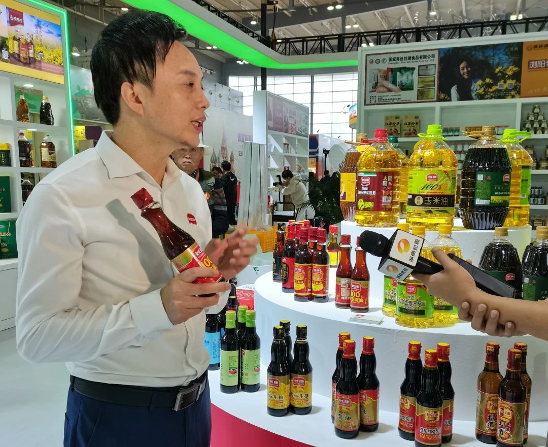 精品久久久久久无码人妻