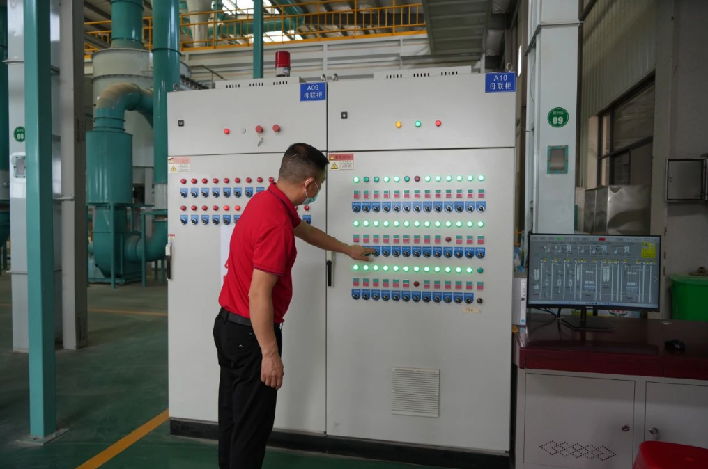 精品久久久久久无码人妻