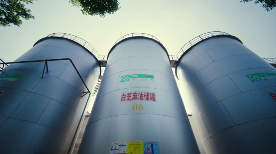 精品久久久久久无码人妻