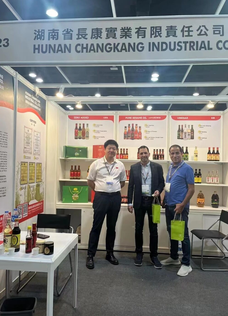 精品久久久久久无码人妻