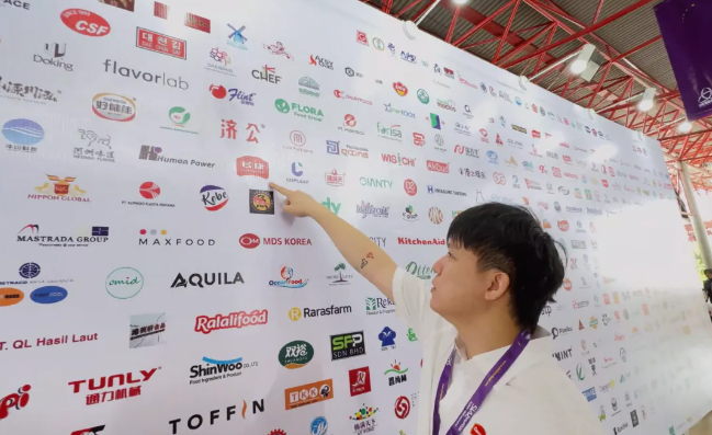 精品久久久久久无码人妻