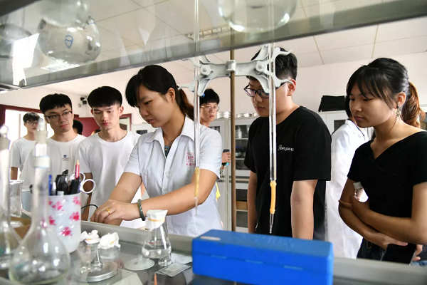 精品久久久久久无码人妻