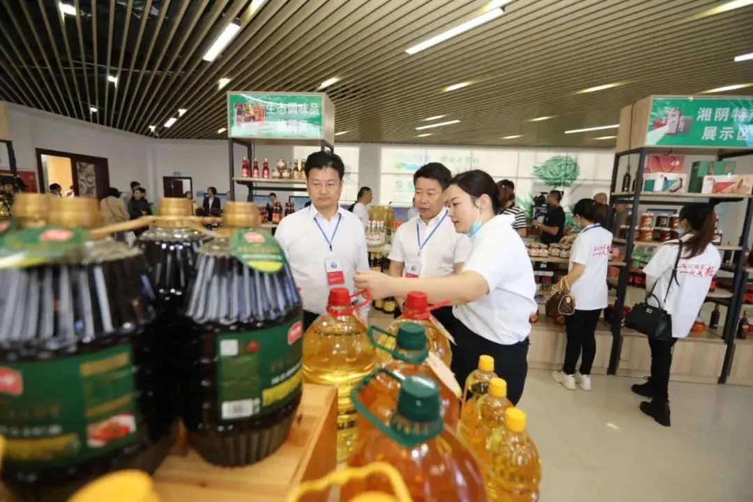 精品久久久久久无码人妻