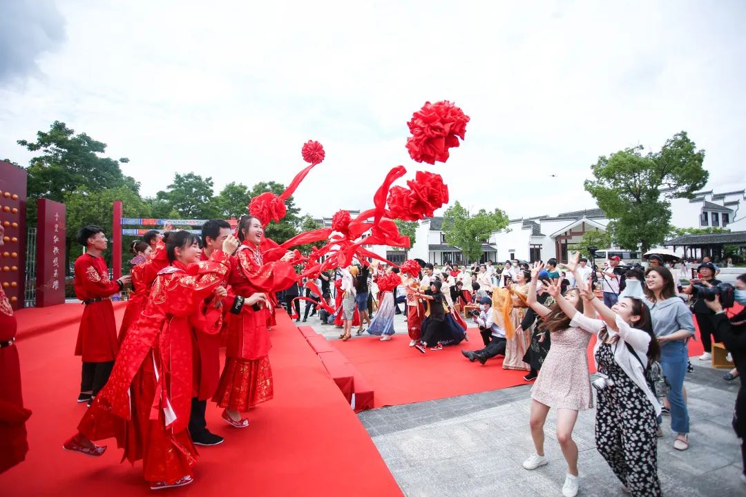 精品久久久久久无码人妻