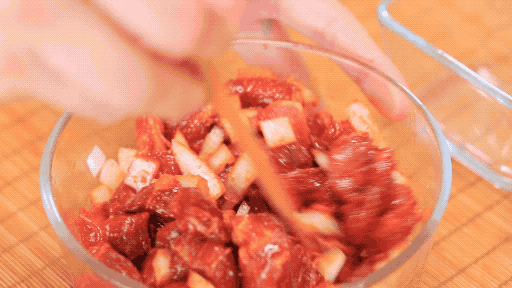 精品久久久久久无码人妻